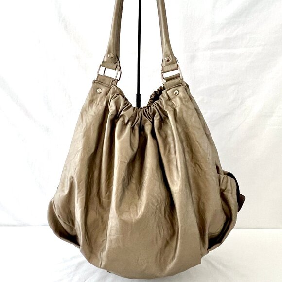 Bueno Gold Matte Metallic Bucket Bag with Scrunch Snap Opening, EC! - Picture 2 of 13